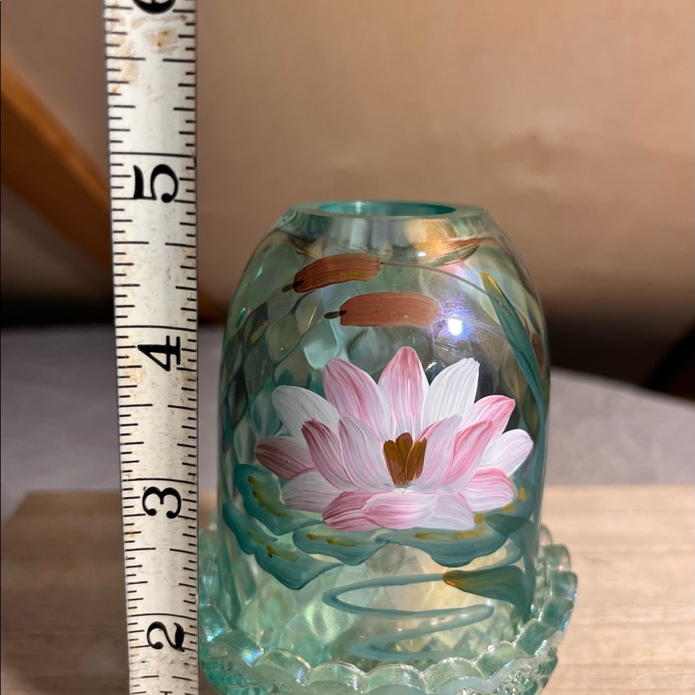 Sold! Beautiful Fenton Willow Green Hand Painted Fairy Lamp - Picture 8 of 8